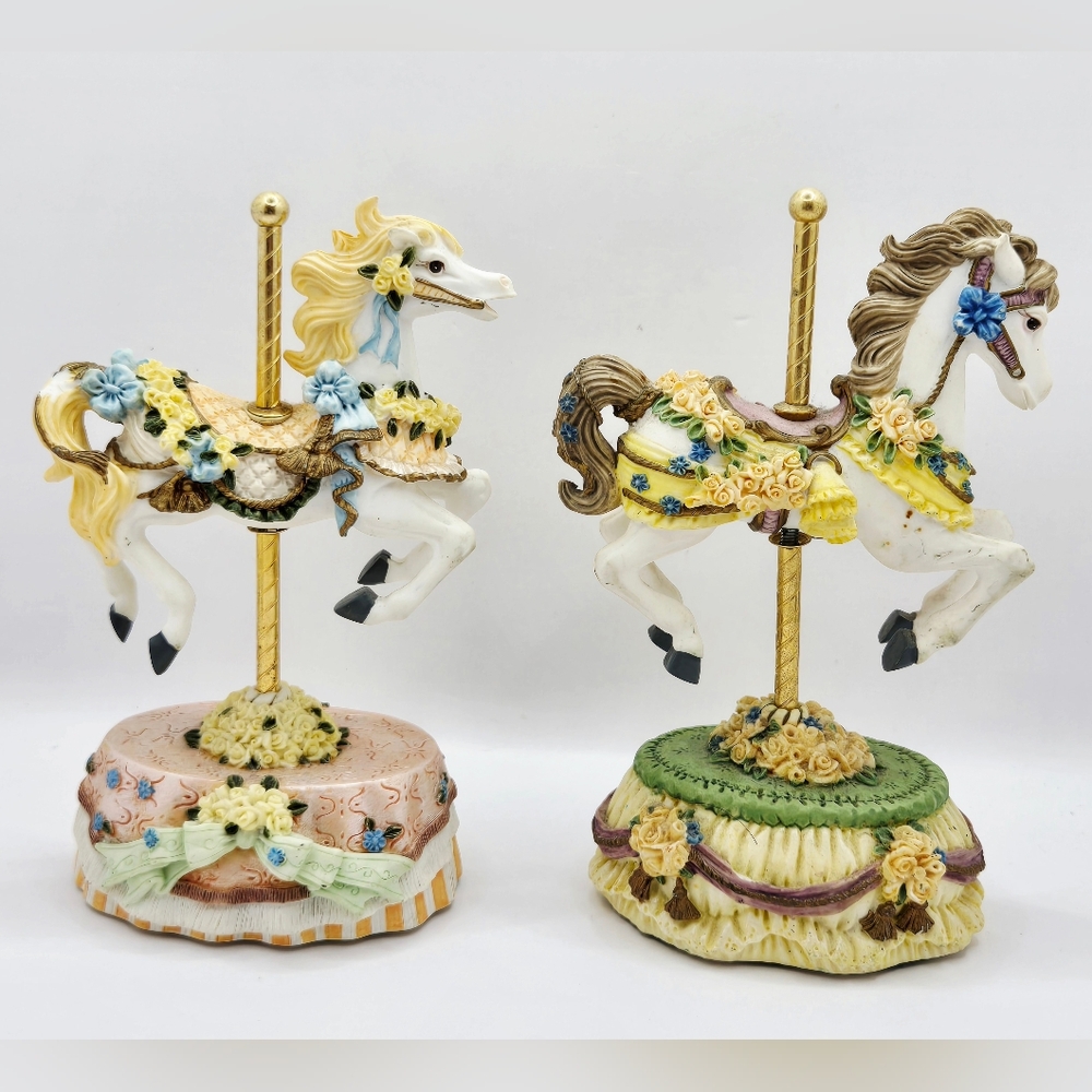 Vintage Heritage House Carousel Horses “County Fair” & “Melodies” Figurines Set